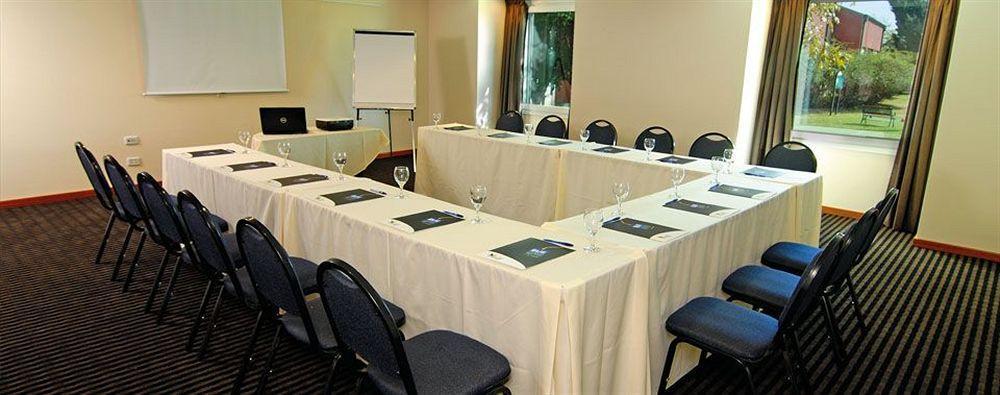 Hotel Aeroparque Inn & Suites Buenos Aires Bagian luar foto